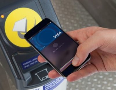 London Rail Passengers Can Now Use Apple Pay