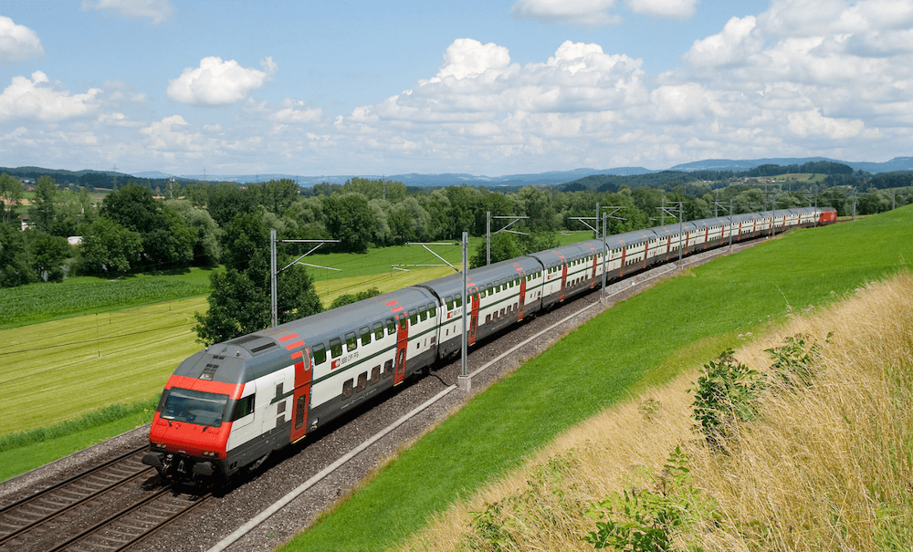 SBB-IC2000-Train