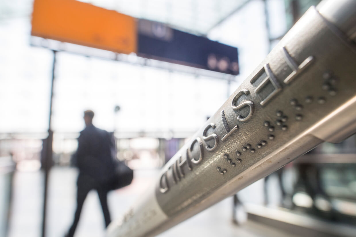 3D printing at Deutsche Bahn: braille hand rails