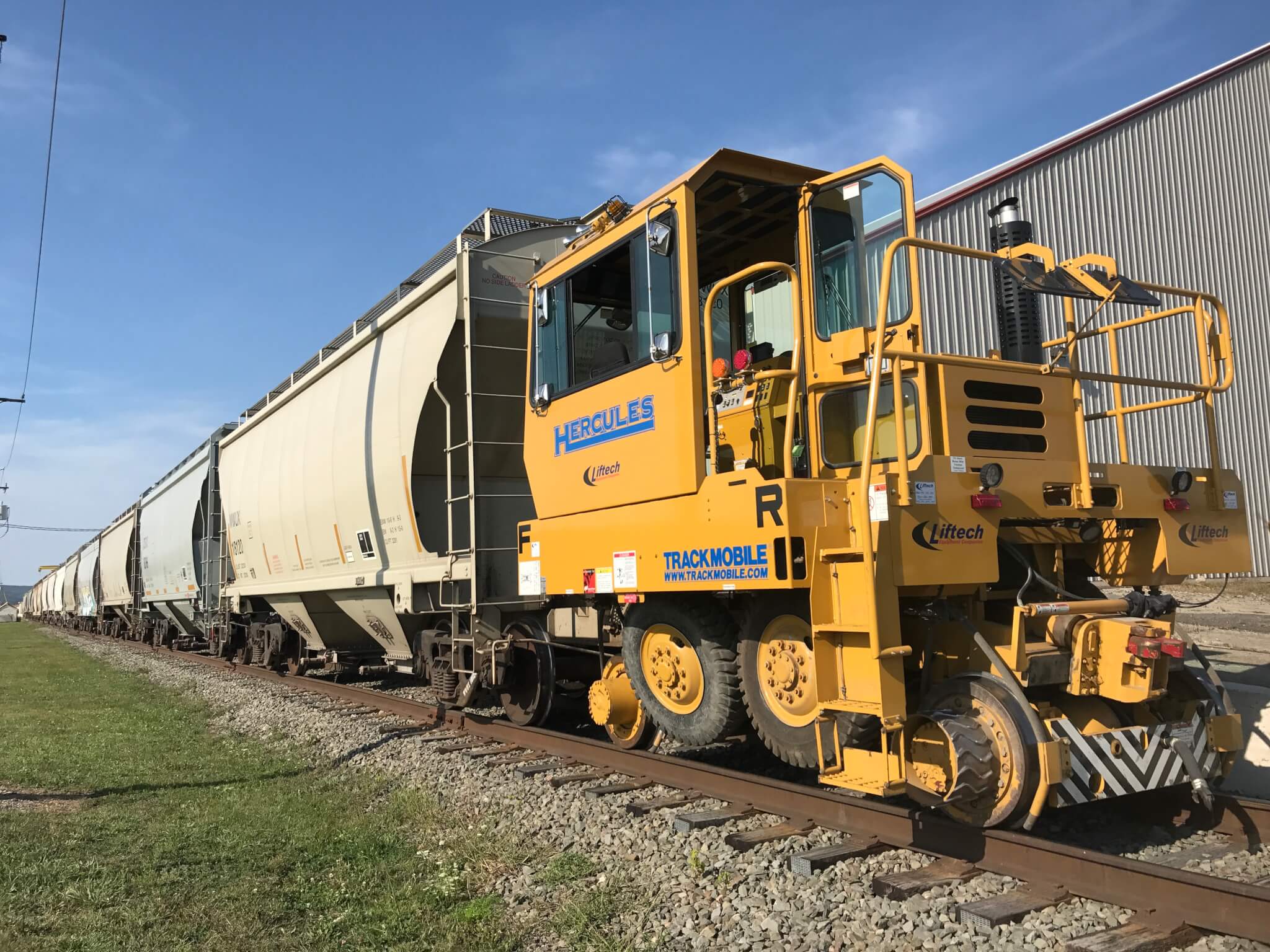 Trackmobile | Mobile Railcar Movers, Industrial Railcar Shunting...