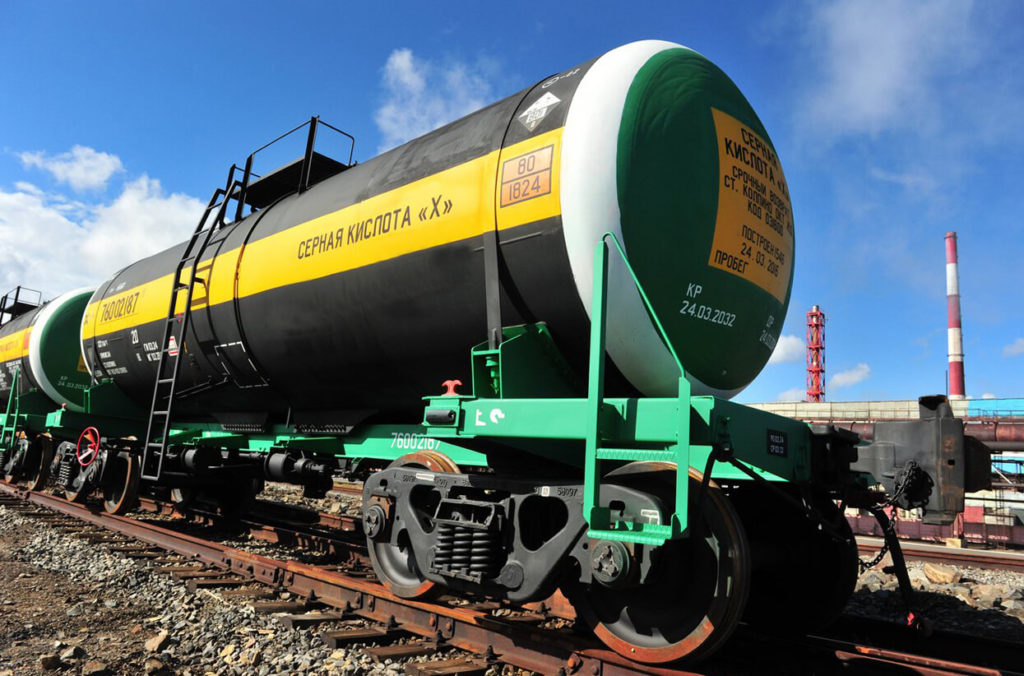 Tank Car with Bogie