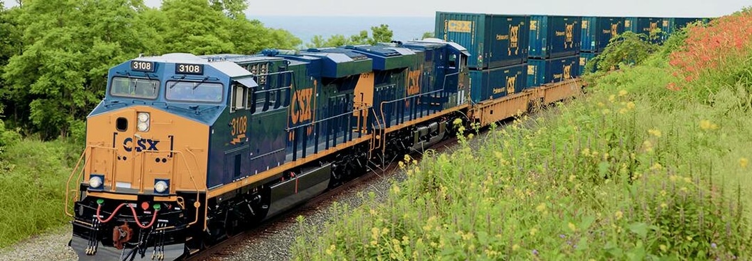 CSX train