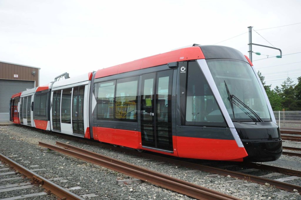 Alstom's Citadis X05 Tram Begins Operations in Nice