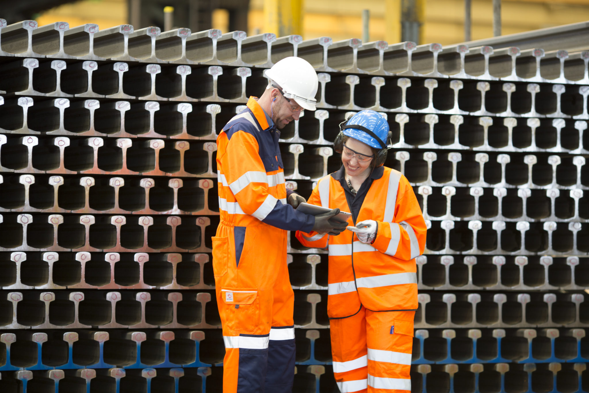 Стали великобритании. Британская сталь. Бритиш стил Корпорейшн. British Steel tbm. British Steel продукция.