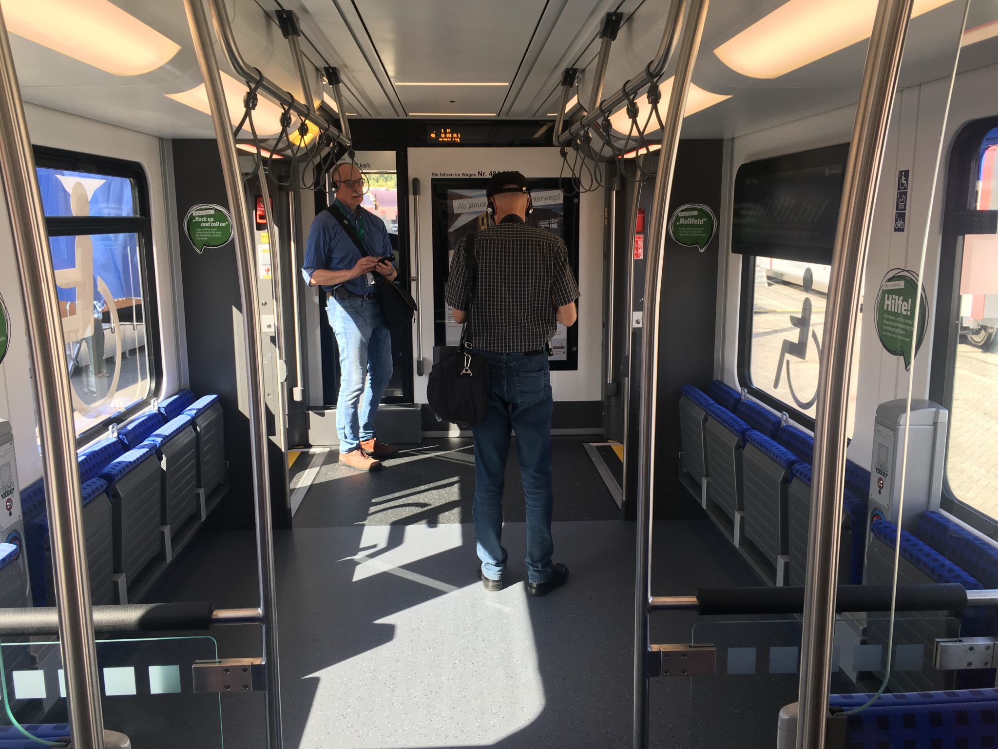 New Berlin S-Bahn interior 