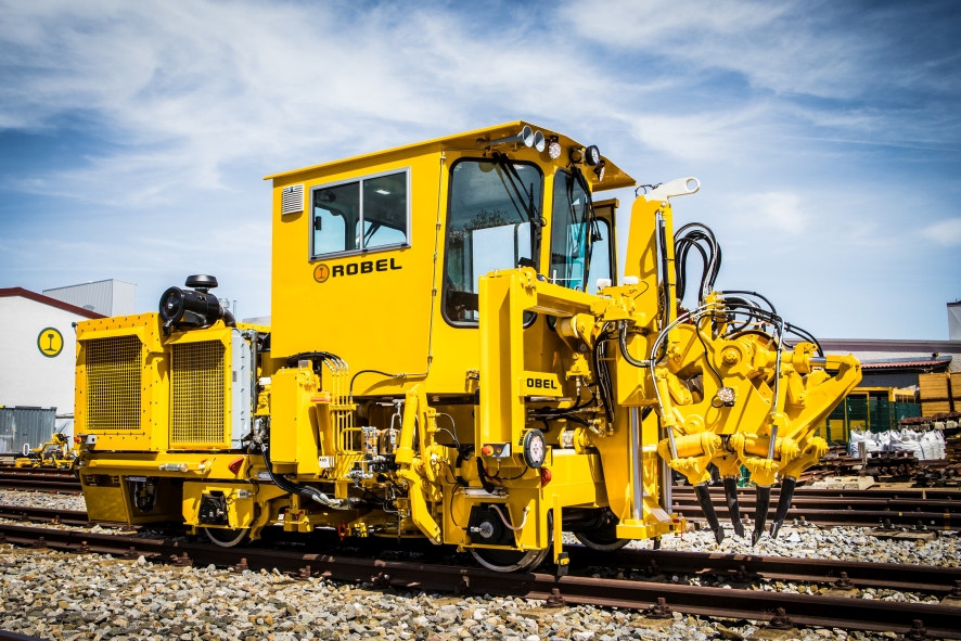 Tamping Machines for the UK