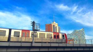 Hamburg Buys Additional 32 DT5 Metro Trains