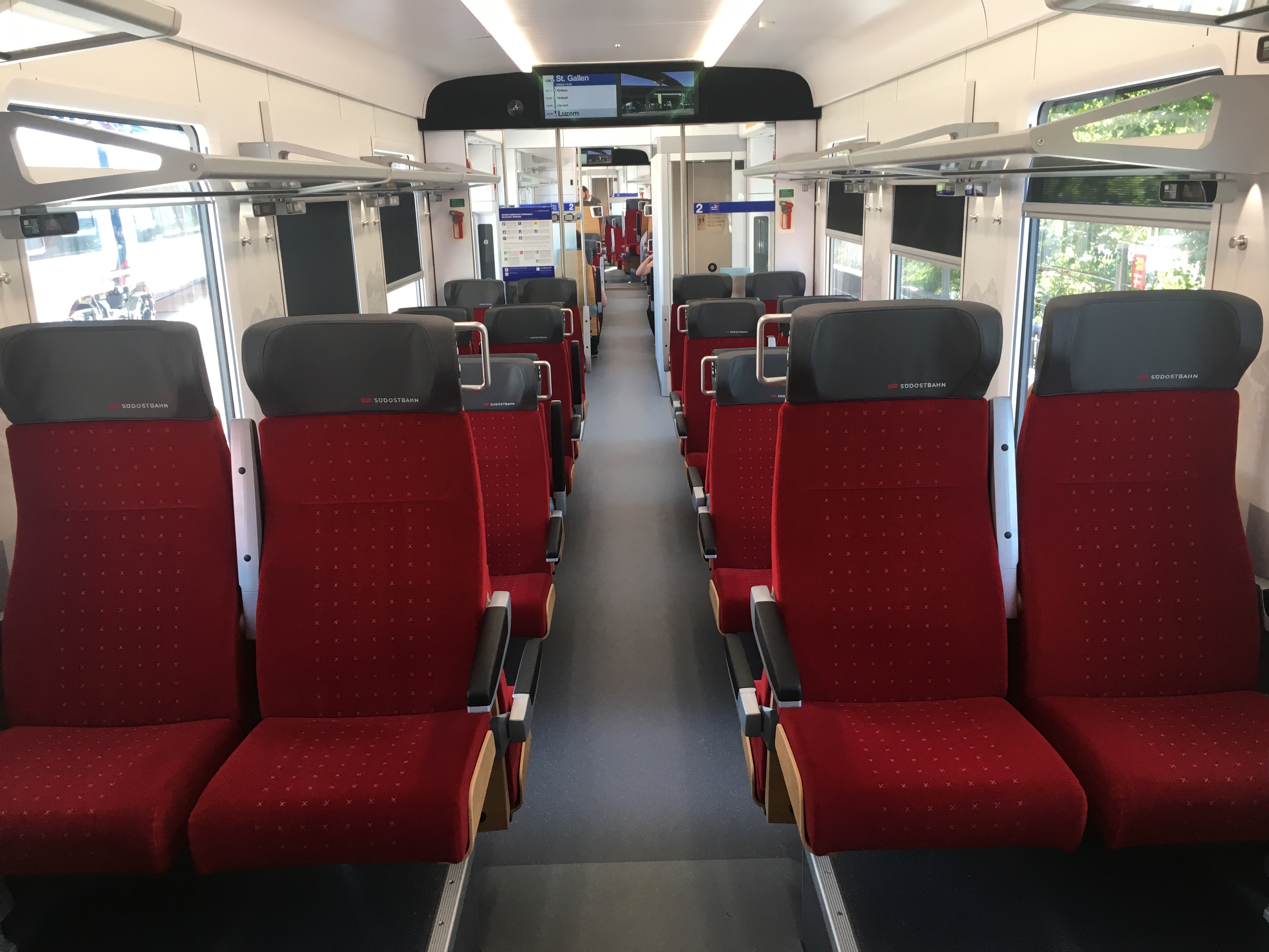 Stadler Traverso interior