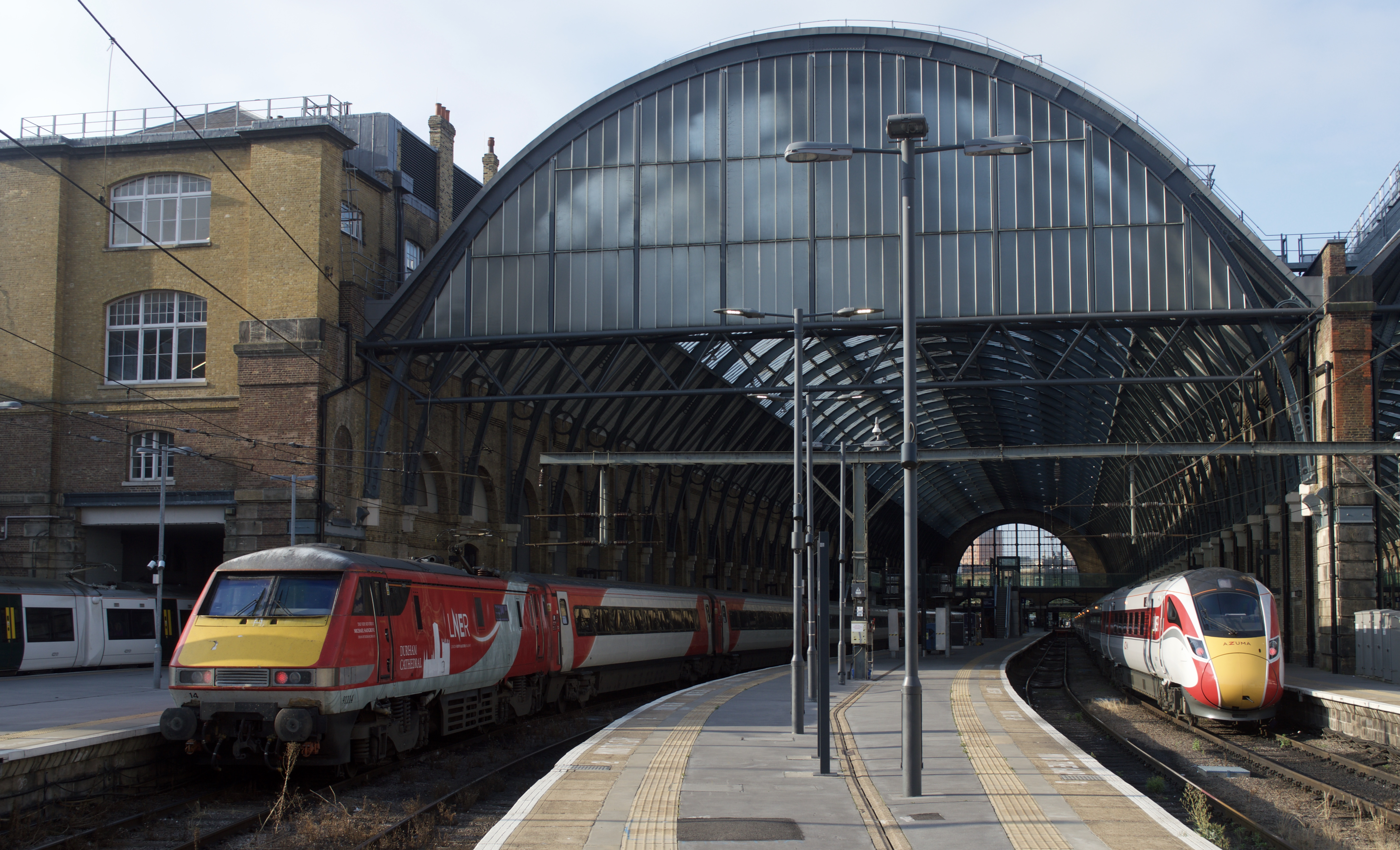 Rail crisis. London North Eastern Railway logo. Rail delivery. EC 9 Train.