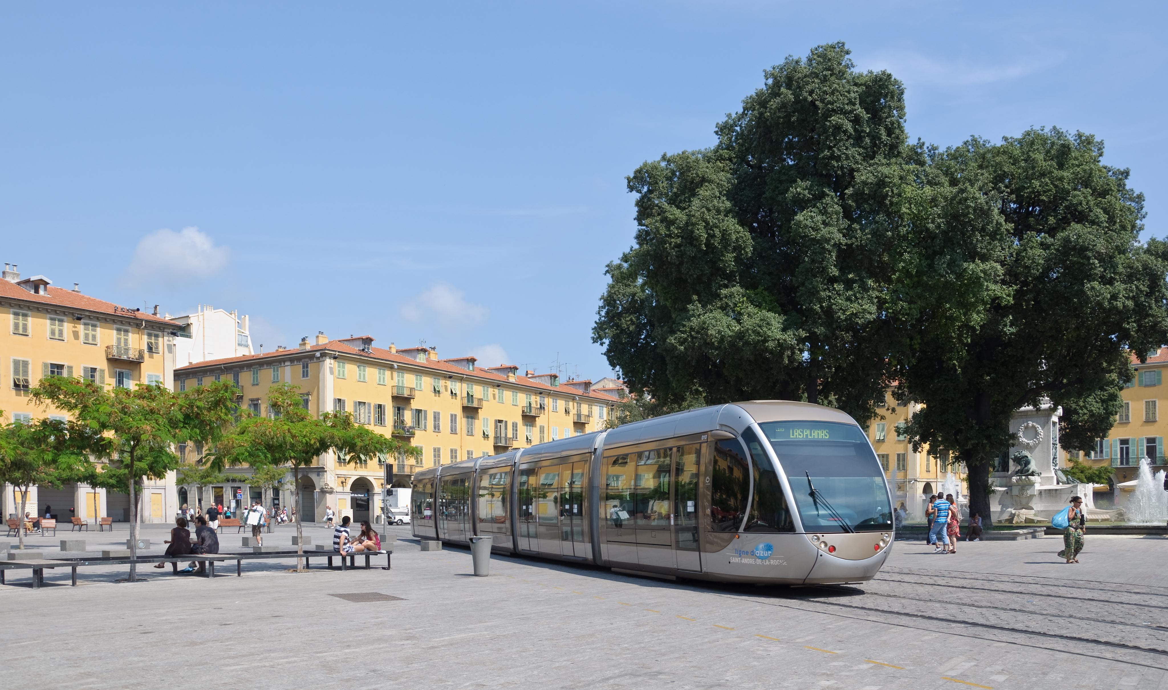 Nice tramway uses Alstom's SRS ground charging technology