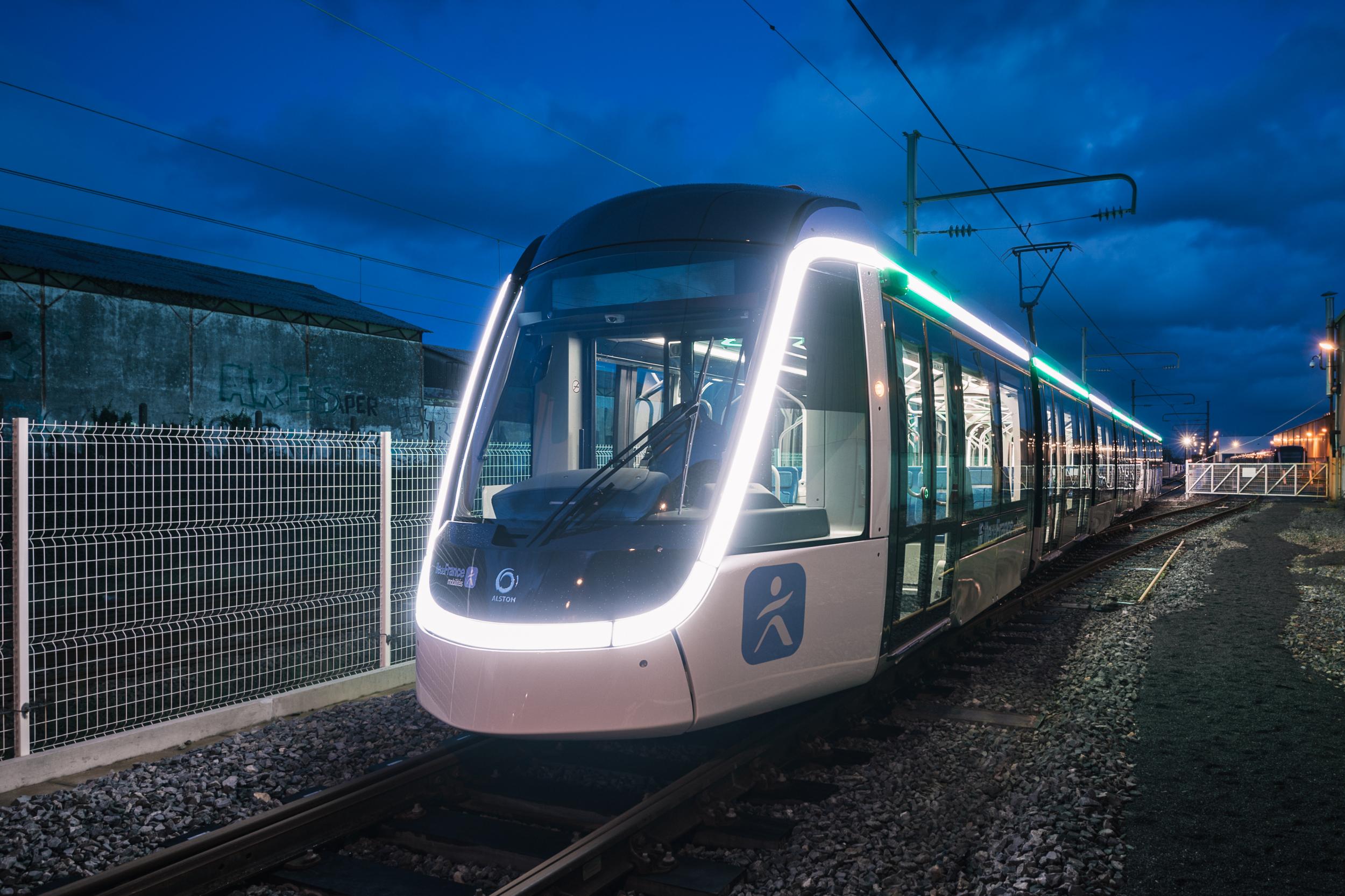 Alstom Citadis X05 Tram for T9 Ile-de-France line