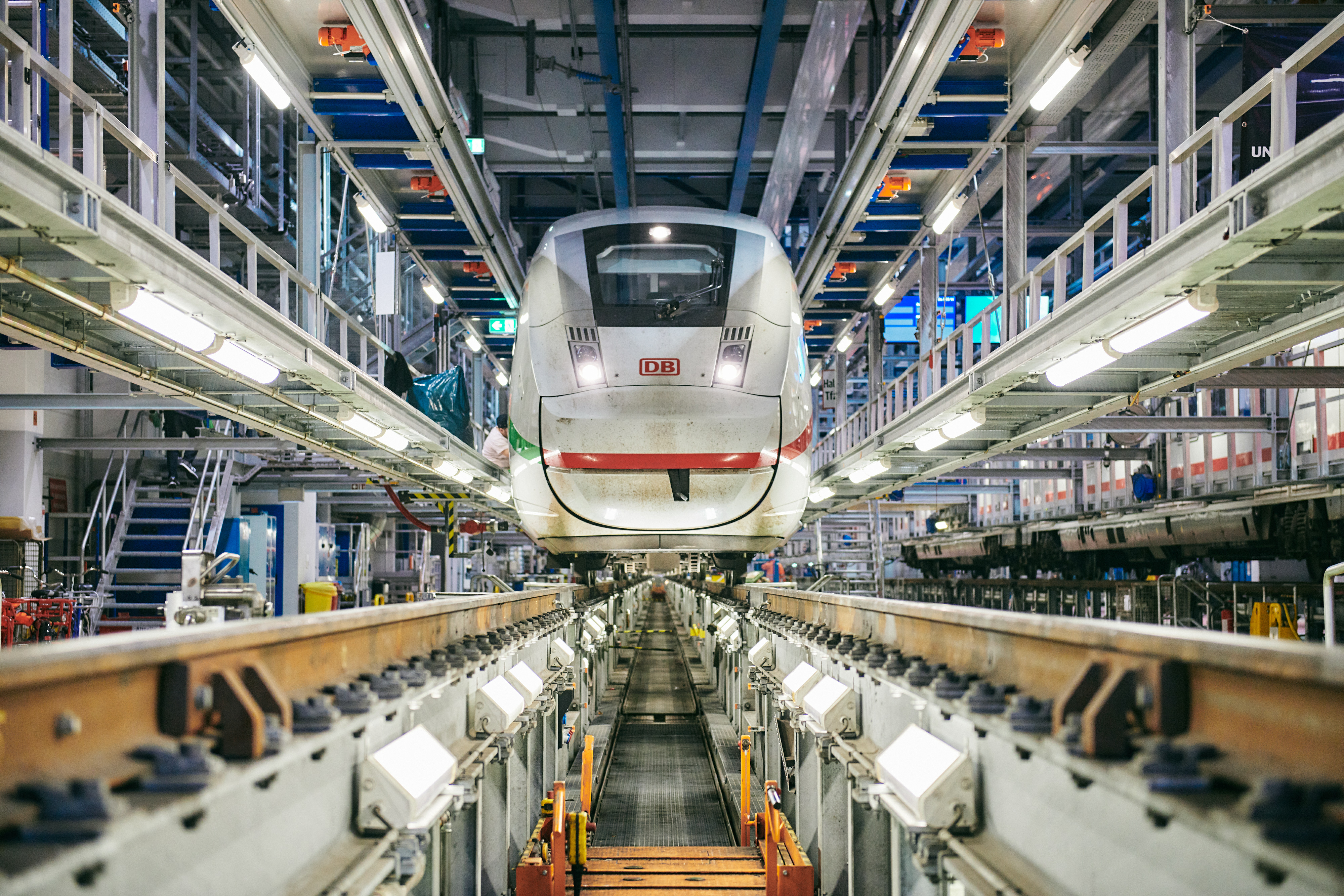 Deutsche Bahn To Invest 12 Billion In New Trains By 26 Railway News