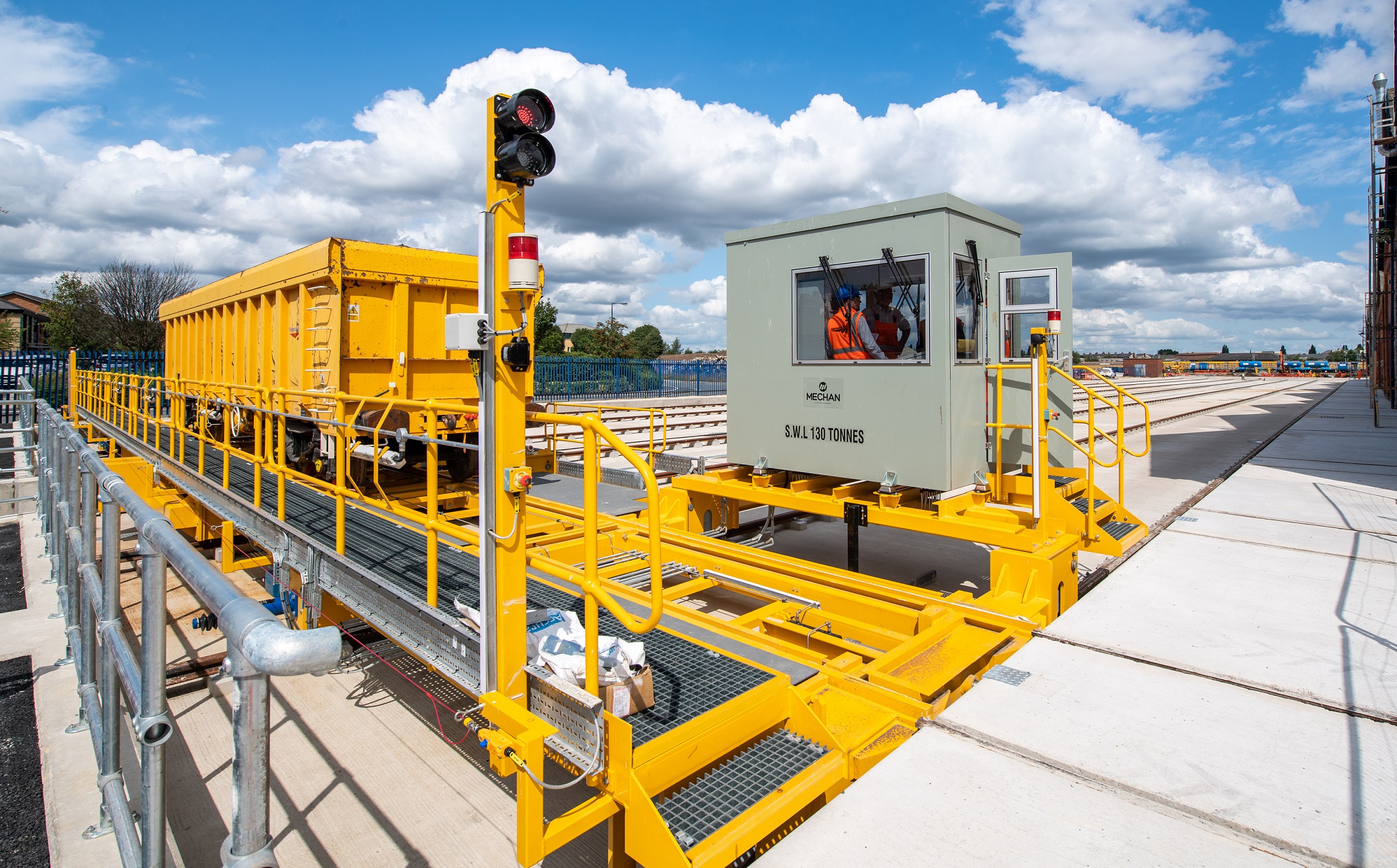 traverser and lifting jacks a network rail facility