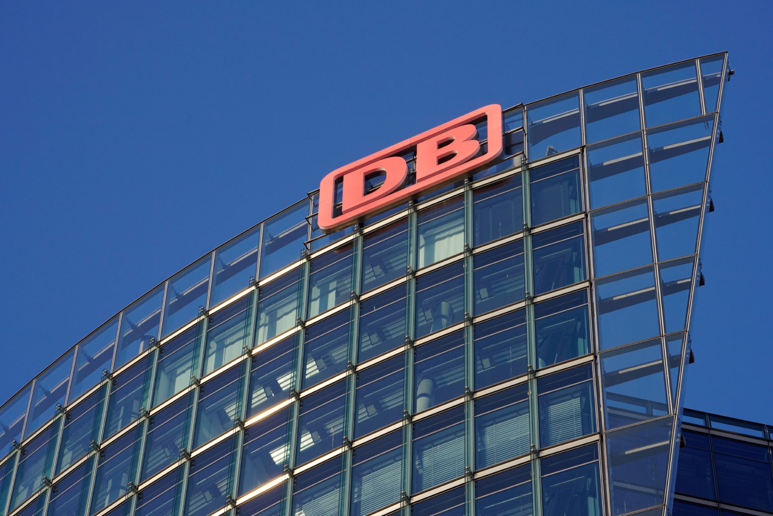 DB Supervisory Board Extends Contract for Martin Seiler | Railway-News