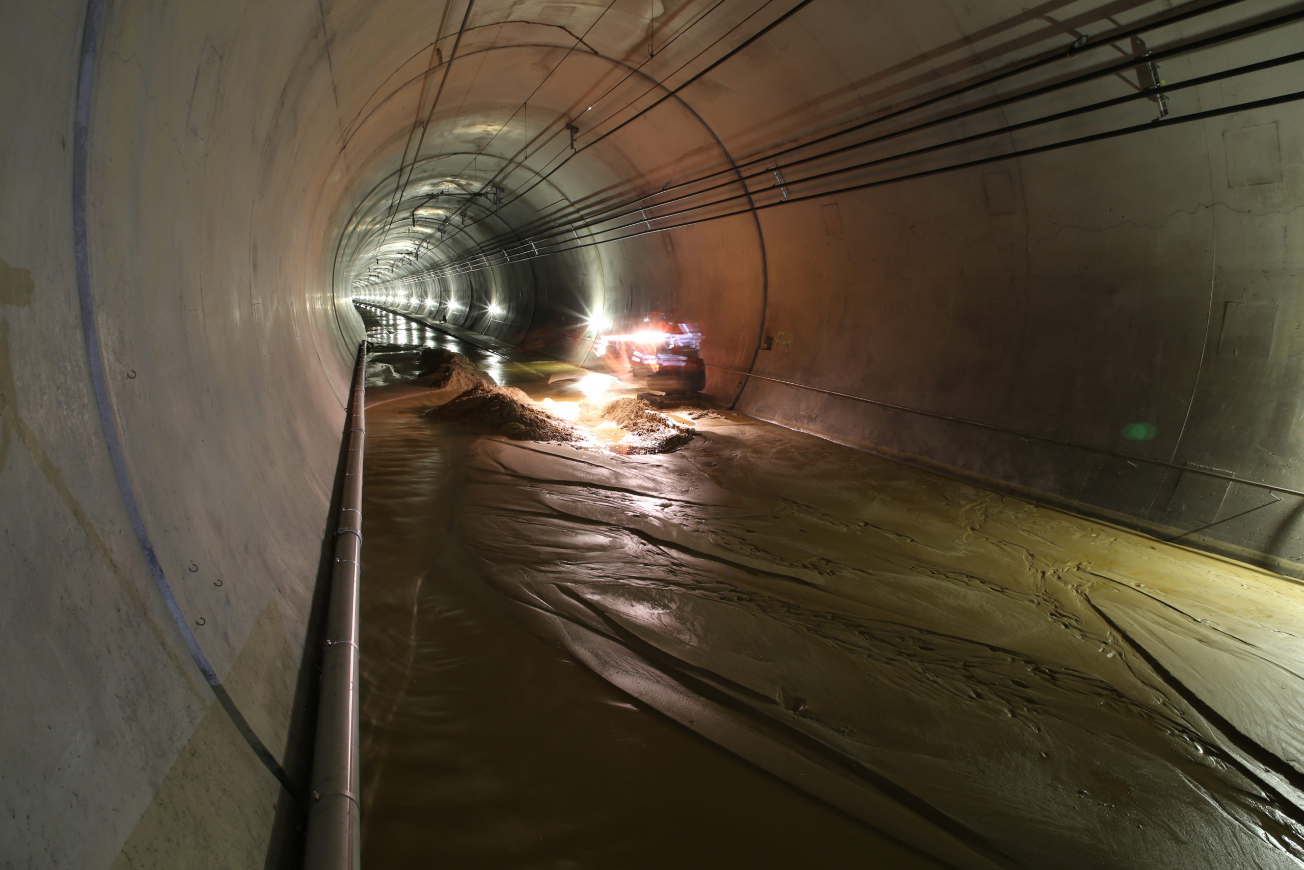 Lötschberg Base Tunnel sand ingress