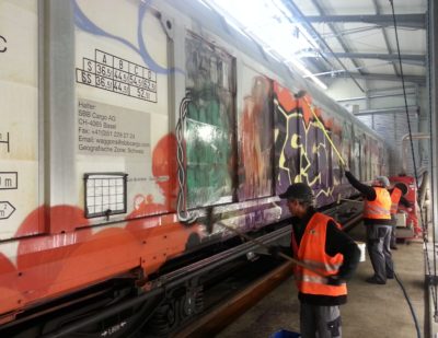 BIOforte Graffiti Removal for Swiss Federal Railways