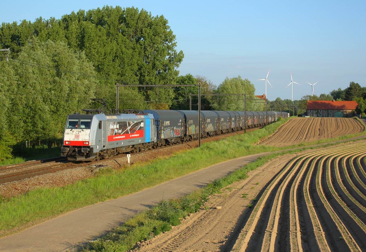 First DB Cargo Belgium train