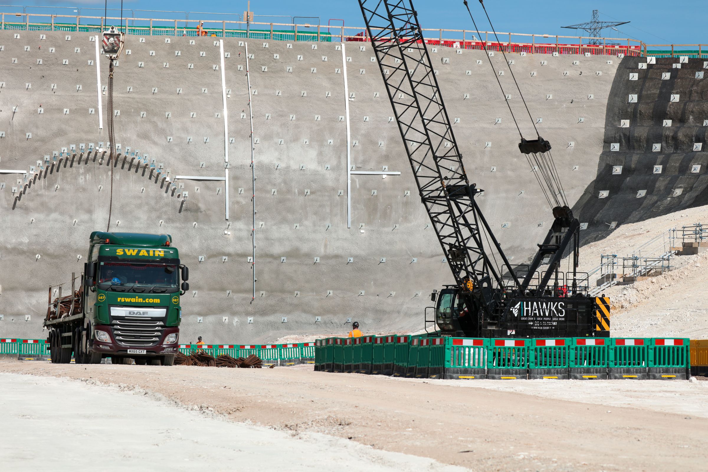 The soil nailing at the south portal of the HS2 Chiltern tunnel is complete