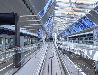 Dubai Route 2020 Metro Line Starts Carrying Passengers