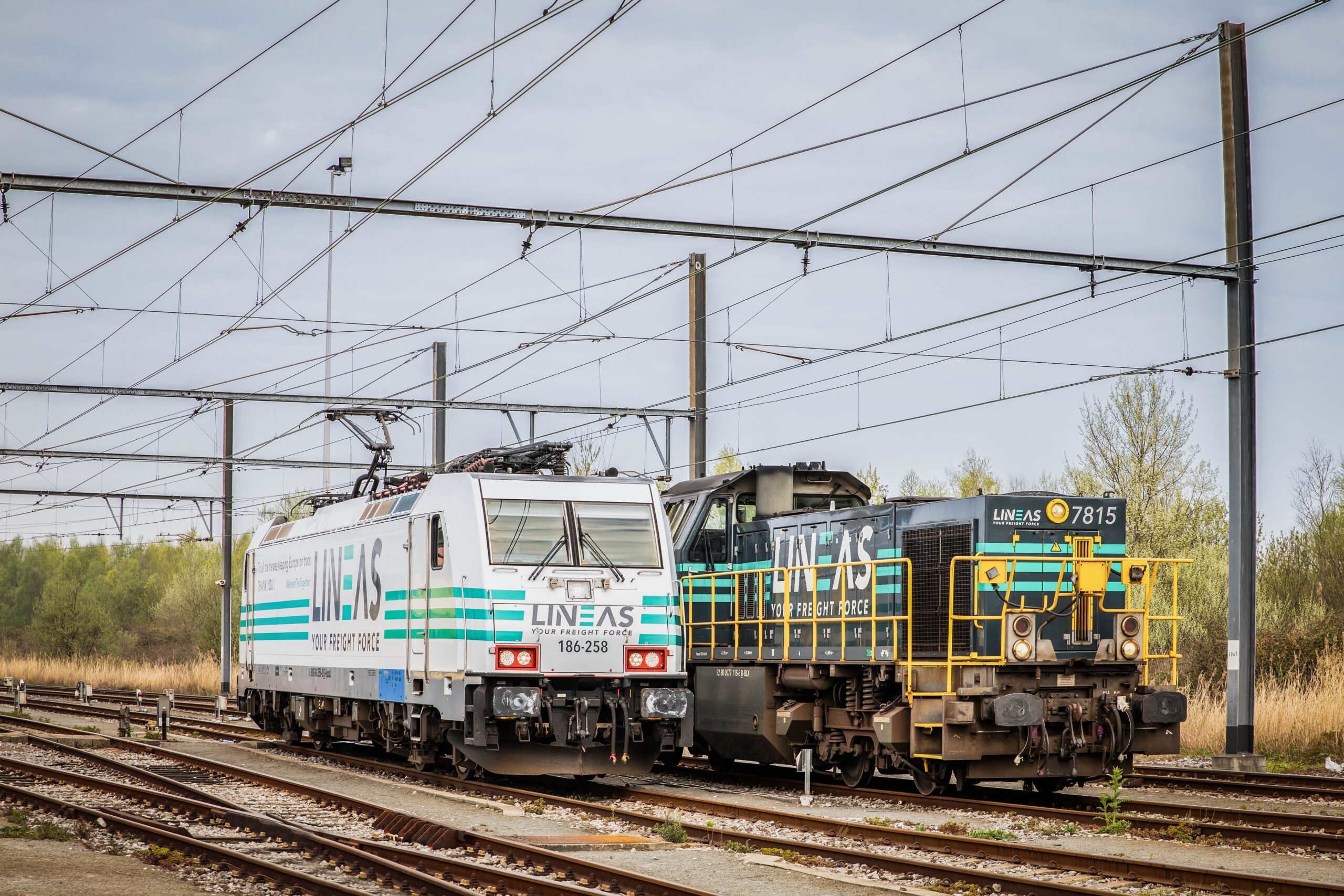 Lineas shunting locomotive