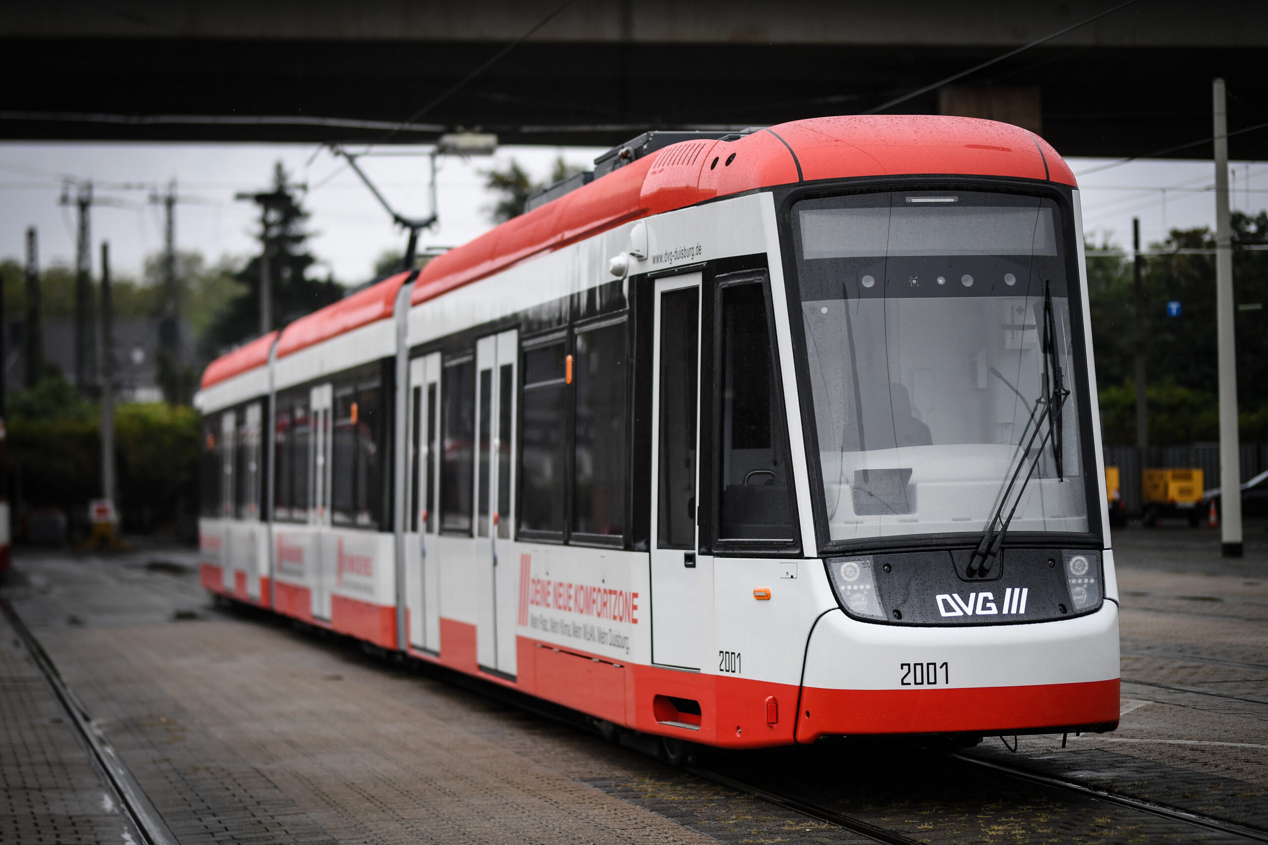 Bombardier FLEXITY tram for Duisburg, exterior