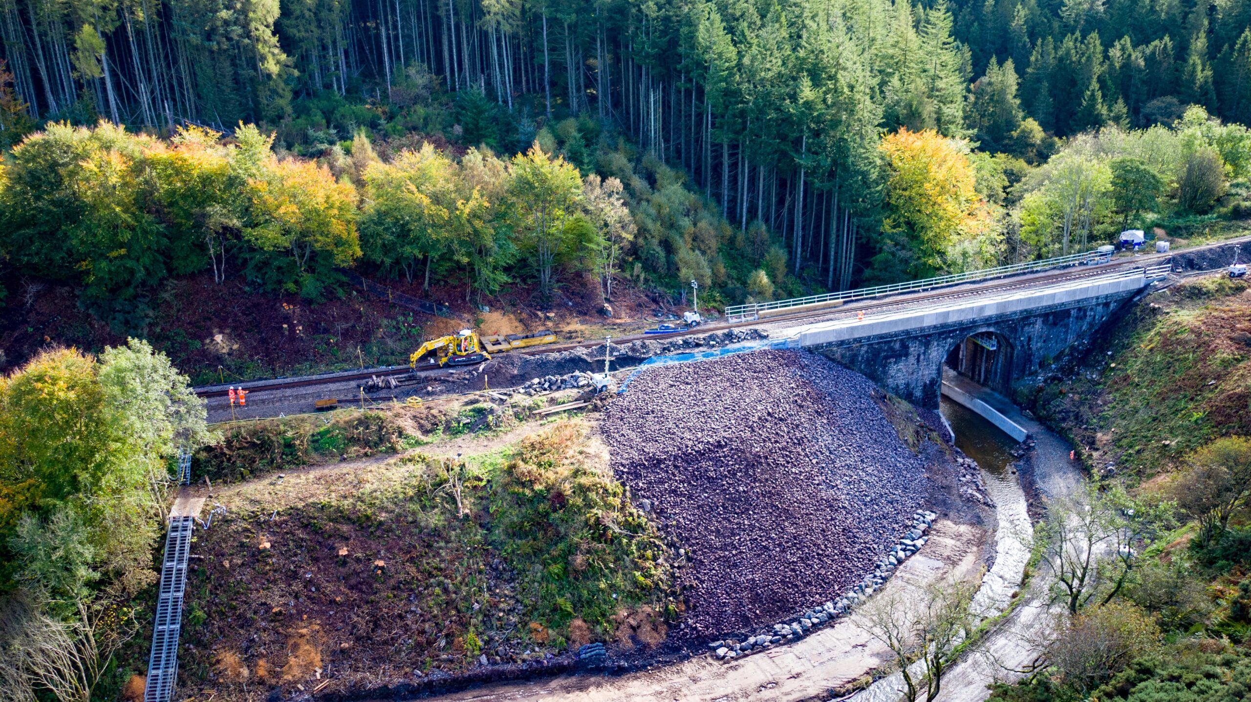 Track repair works begin following the Stonehaven derailment