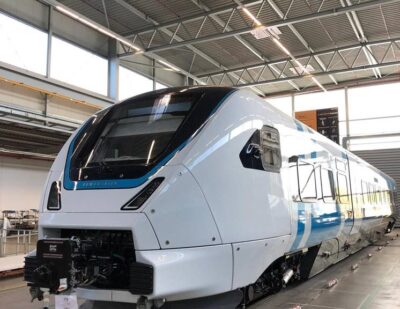 Bombardier Completes First ZEFIRO Express for Sweden
