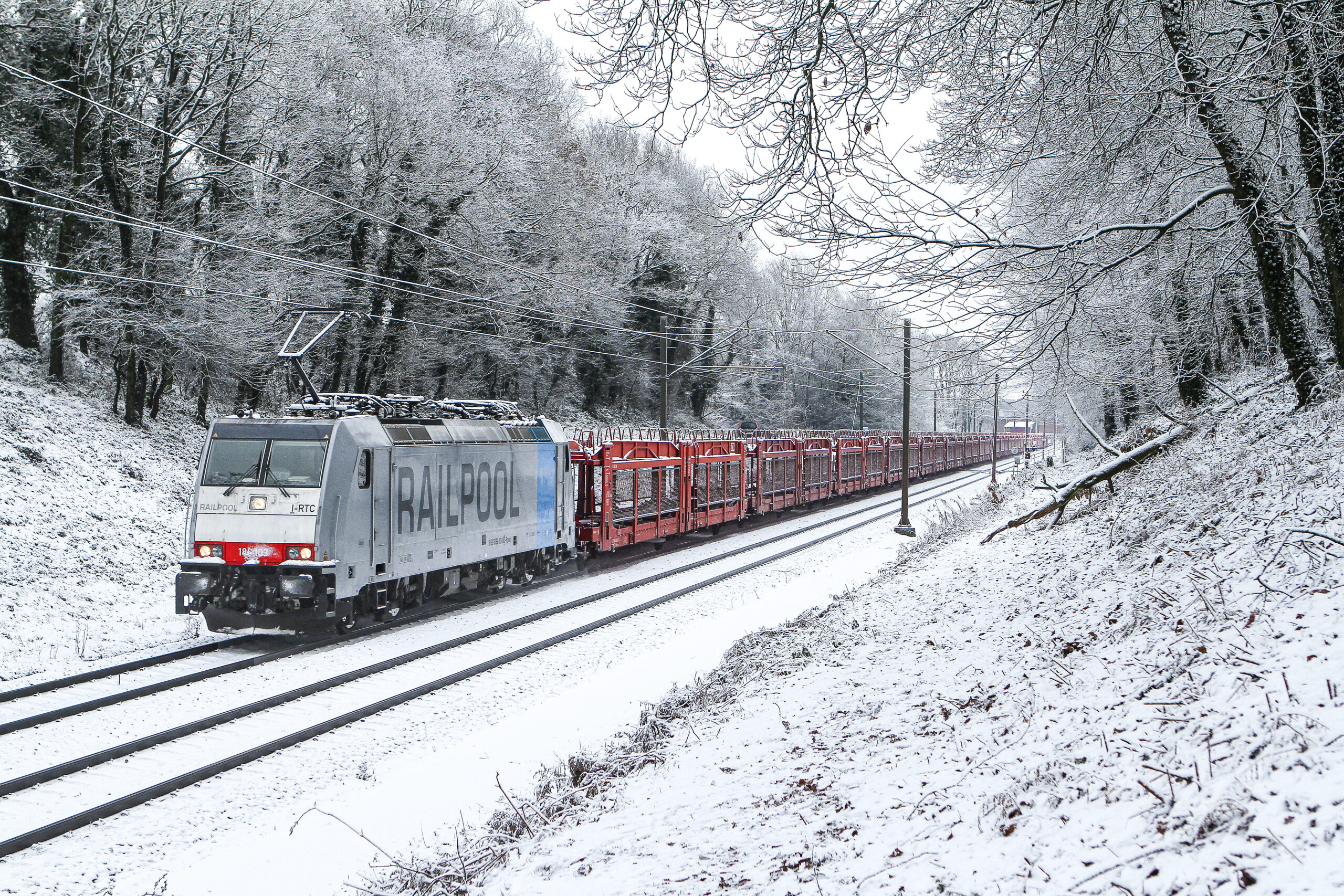 A TRAXX locomotive for Railpool