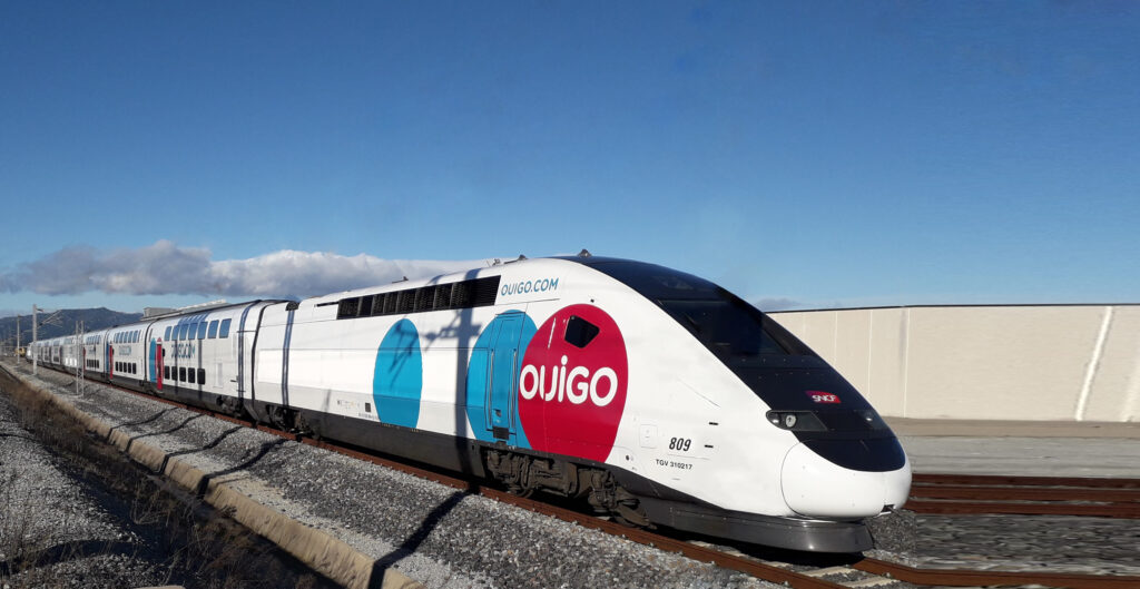 An Avelia Euroduplex train operated by OUIGO España.