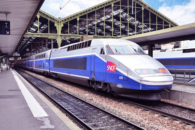 SNCF Voyageurs Selects Sqills S3 Passenger Reservation System