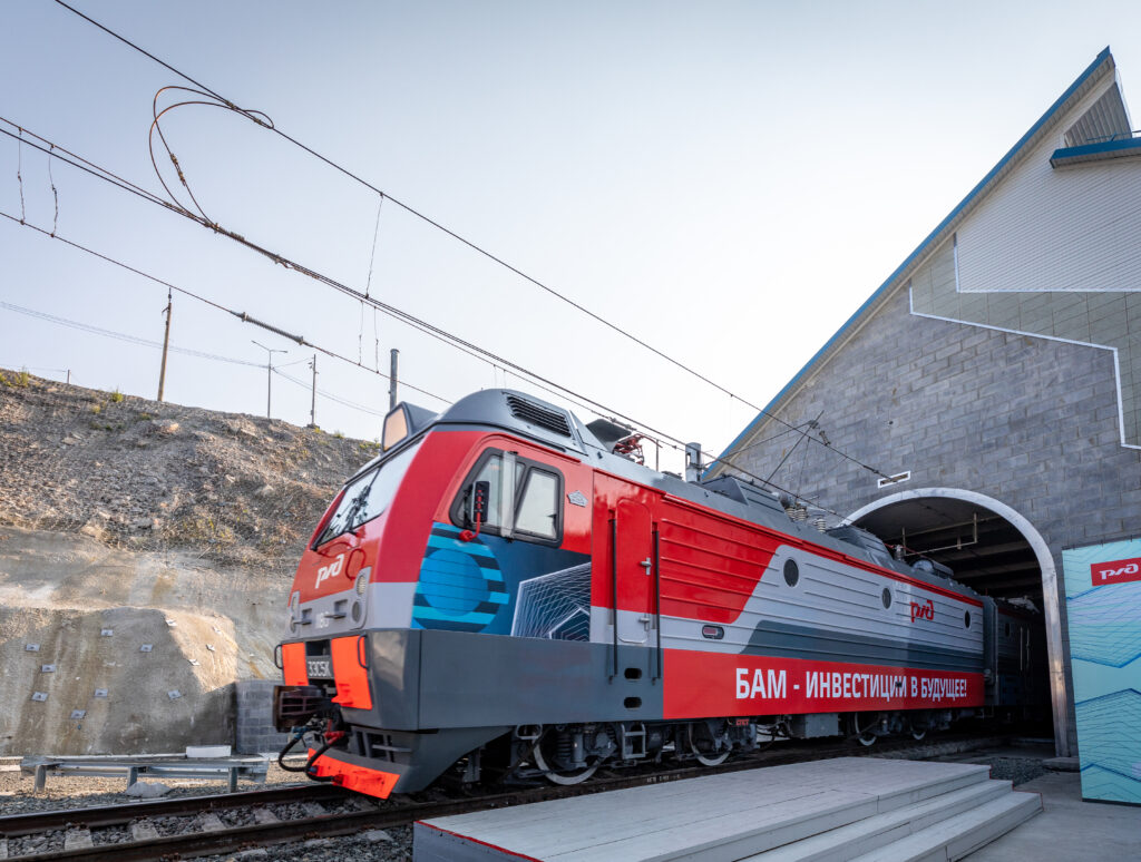 The second Baikal tunnel on the Baikal-Amur Mainline opens