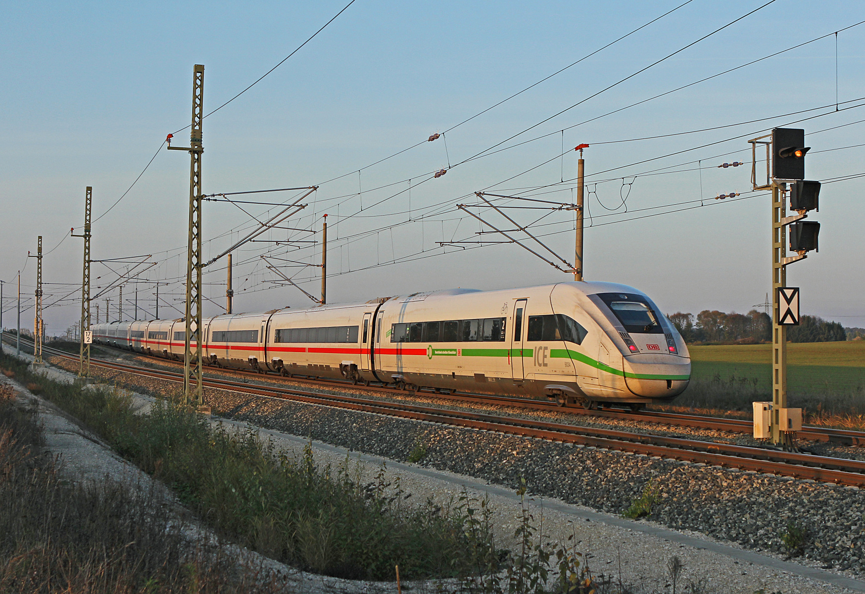 An ICE train heading towards Nuremberg