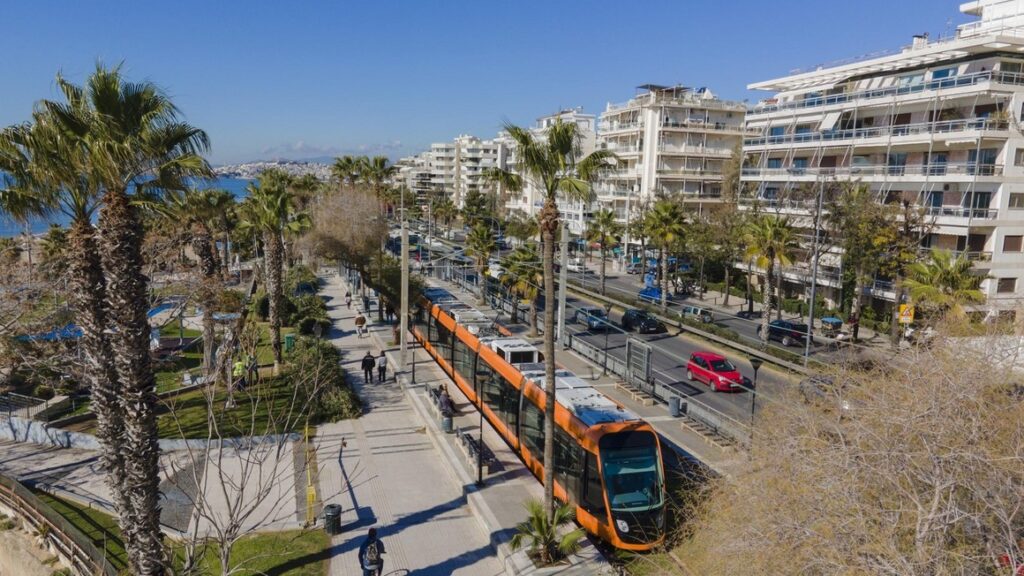 Alstom Citadis X05 trams for Athens