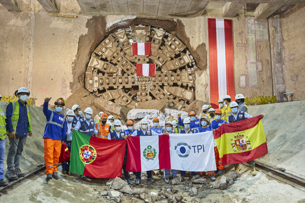 Delia, the first tunnel‐boring machine (TBM) to excavate beneath the city of Lima, Peru breaks through at Lima Metro’s Future Line 2 Circunvalación Station.