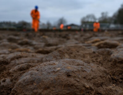 Wealthy Roman Settlement Excavated by HS2 Archaeologists