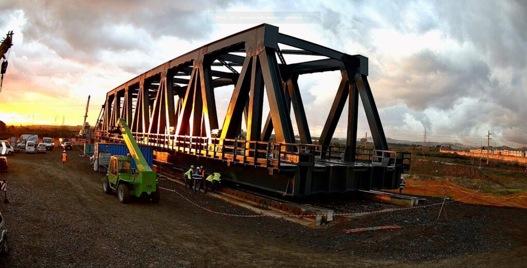 Webuild completes the installation of the Buttaceto Viaduct on the Bicocca-Catenanuova section of the Palermo-Catania line.