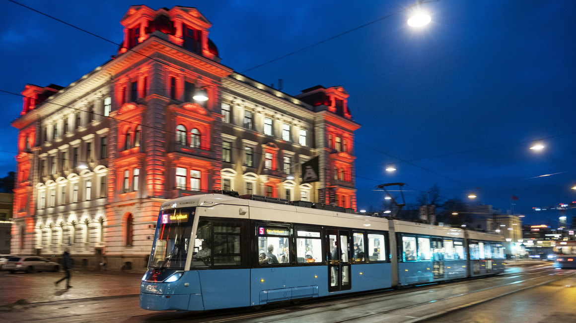 An Alstom M33 Flexity tram in Gothenburg