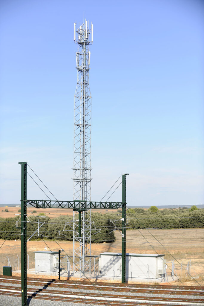 GSMR antenna