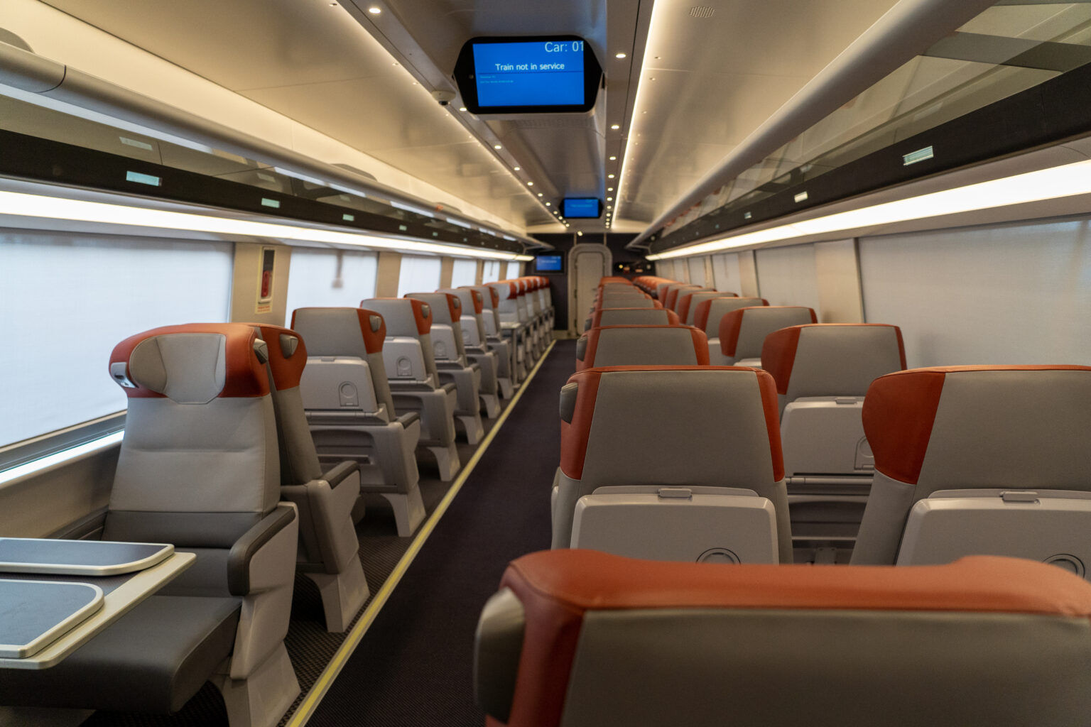 IN PICTURES: Amtrak Unveils Interiors for New Acela Trains | Railway-News