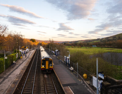 UK: Hope Valley Line Upgrade to Begin this Month