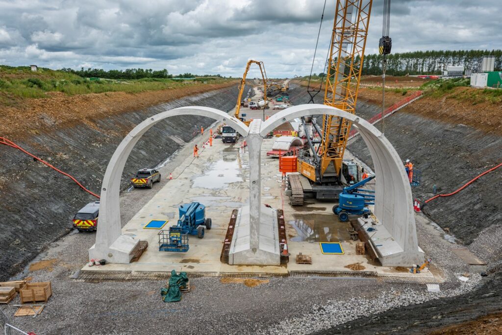 Construction starts on the Chipping Warden green tunnel with the first of five thousand giant concrete tunnel segments being installed.