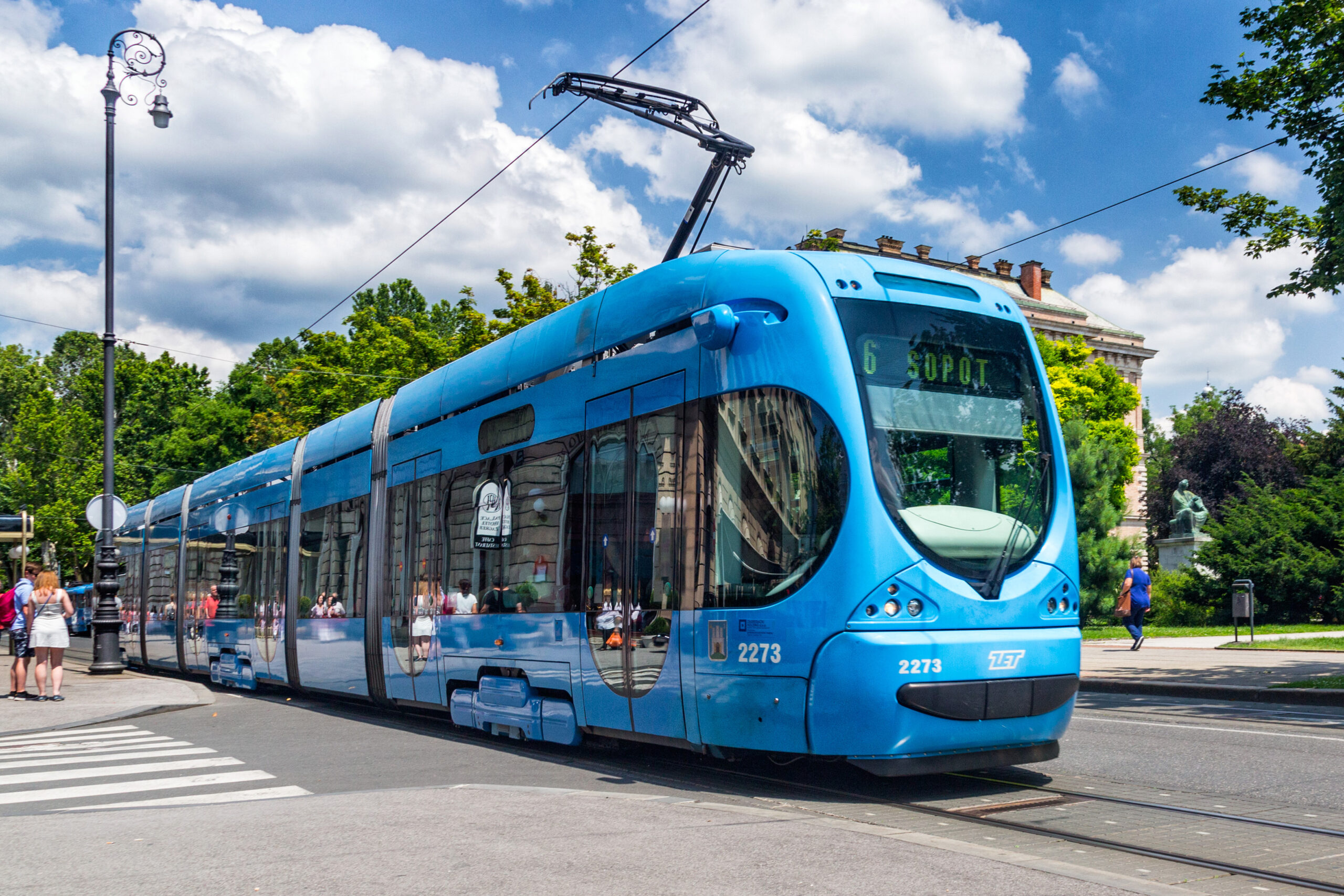 Low-Floor Tram TMK2200 for the City of Zagreb Croatia