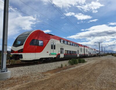 Caltrain Tests Electric Trainset on Corridor in San Jose