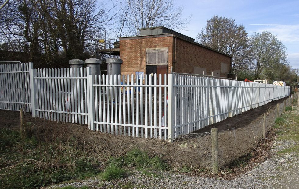 No Earth Bonding Ensures TouchSAFE Fencing Saves Time and Money | Complete Composite Systems