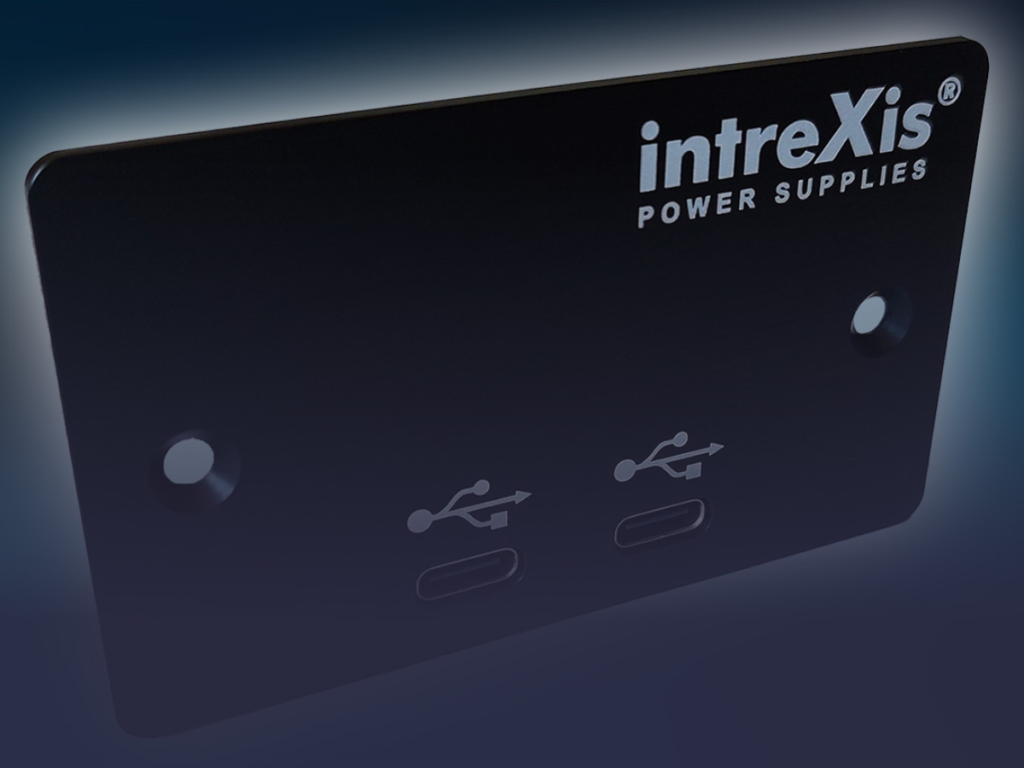 intreXis USB-C Charger