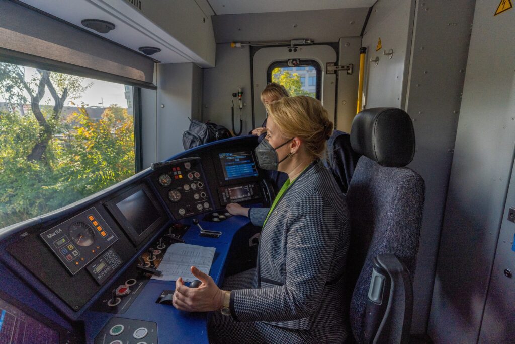 Governing Mayor Franziska Giffey in the new Berlin S-Bahn