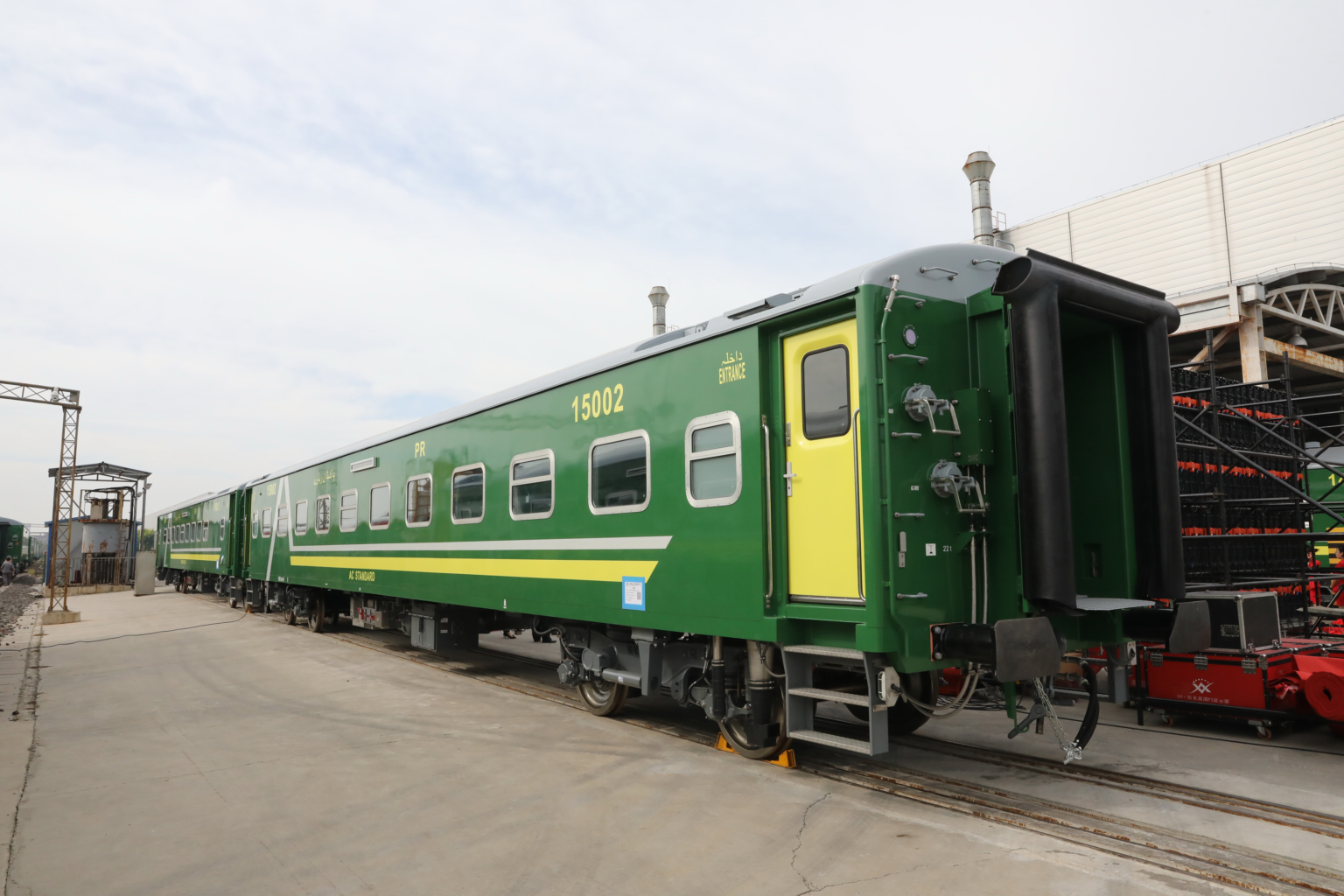 CRRC Tangshan Exports 46 Passenger Trains to Pakistan RailwayNews