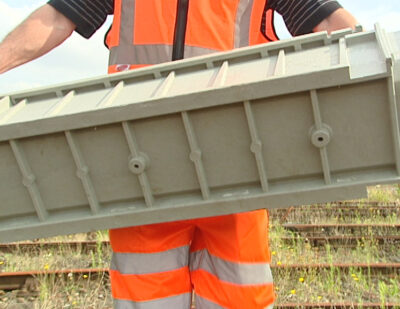 HIRD Group Carrying trough