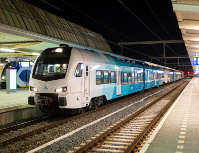 Arriva Netherlands Launches Night Train Service to Schiphol Airport