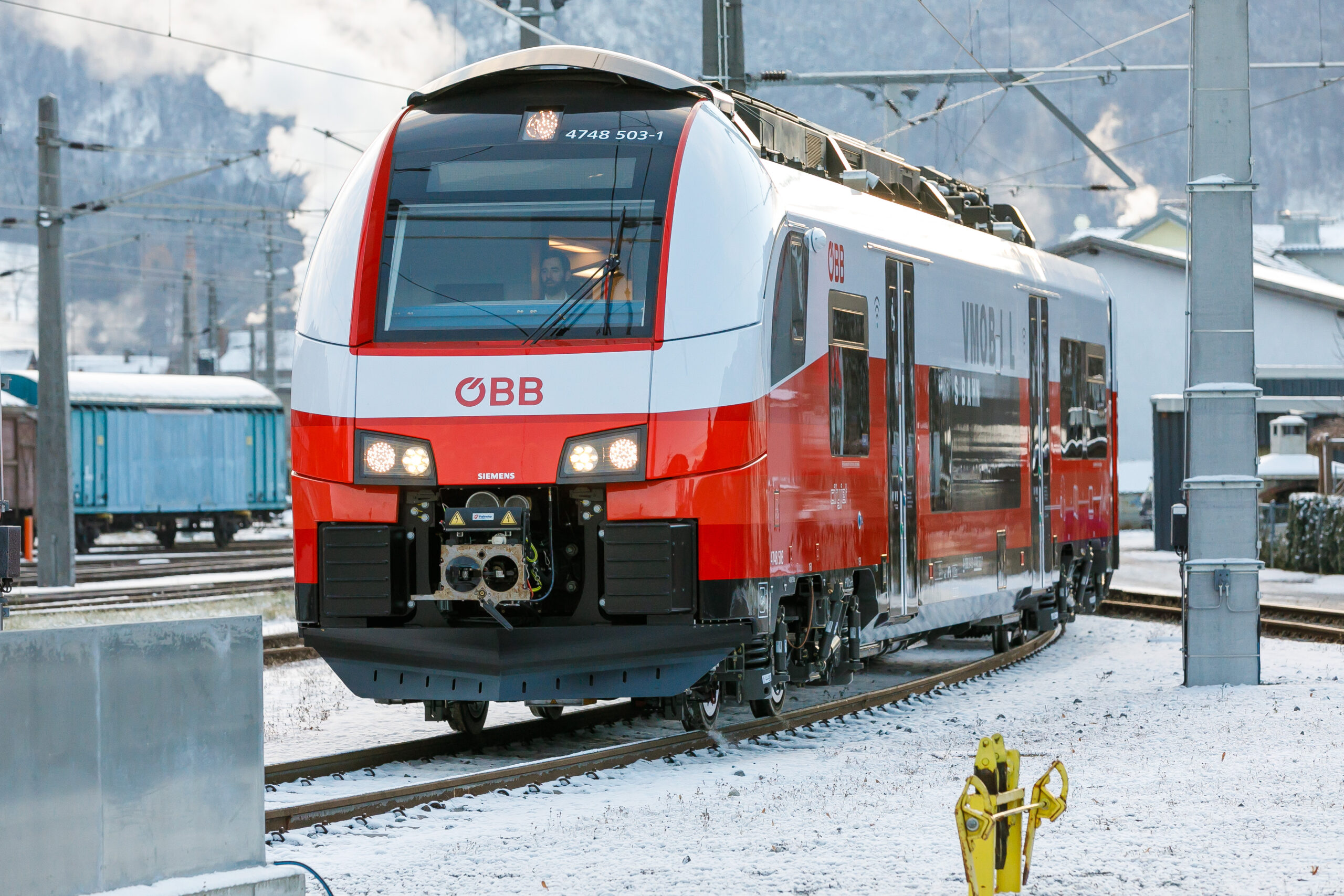 Siemens Desiro ML train of ÖBB's new Vorarlberg Fleet enters service